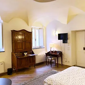https://minimum-apartment.emilia-romagnahotels.net